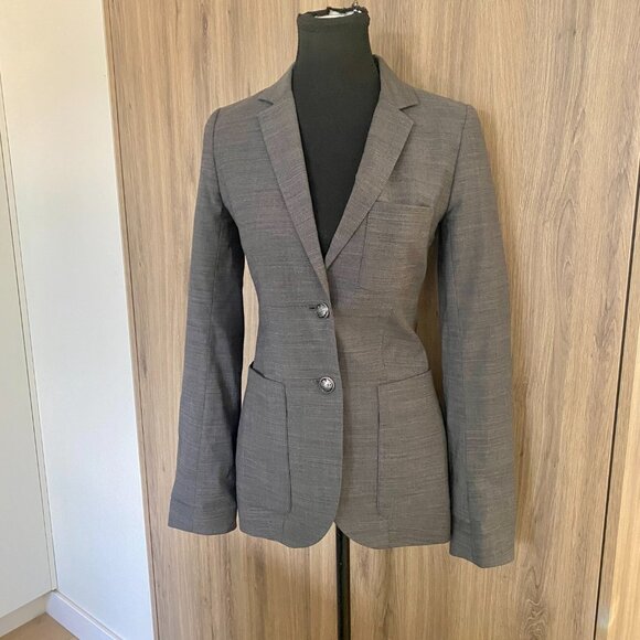 Aritzia Talula Sunday Best Blazer - Picture 4 of 10